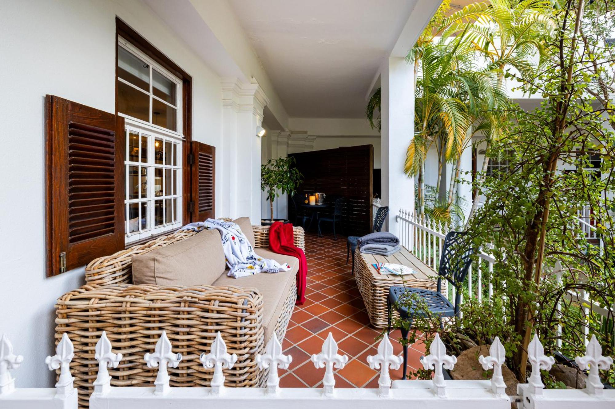 Luxury Apartments - Rozenhof Villa 斯泰伦博斯 外观 照片